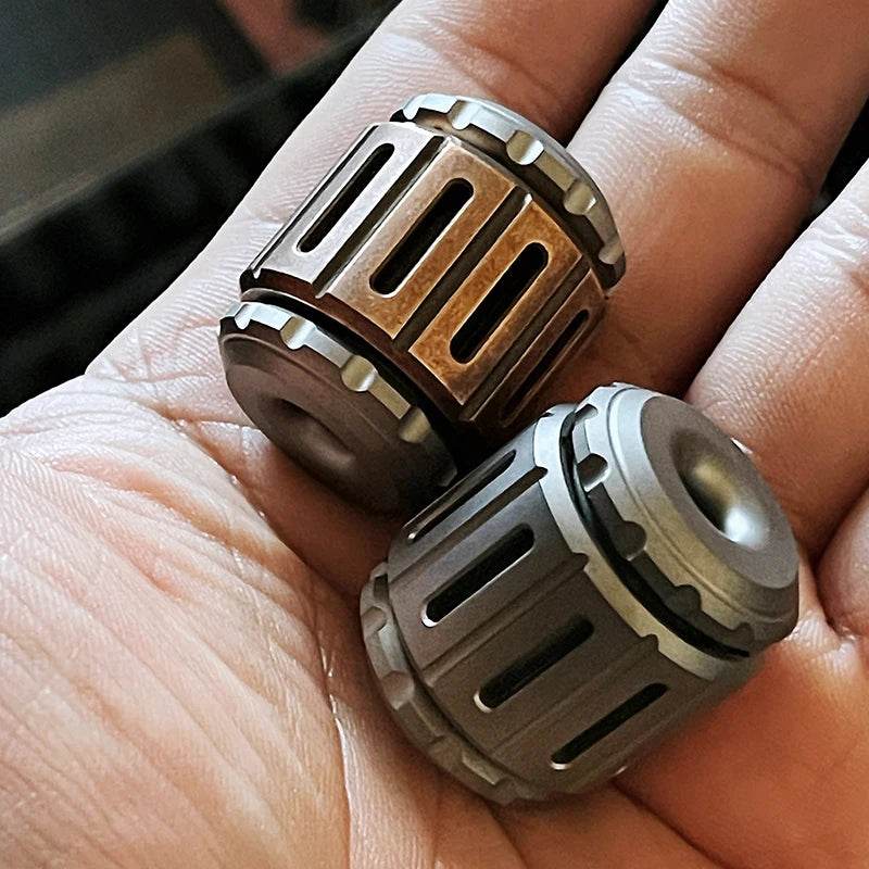 B.M War Hammer EDC Knife Pendant Fingertip Gyro Pendant Adult Fidget Toy Paracord Rope Decompression Toys Edc Titanium Accessory - ToylandEU