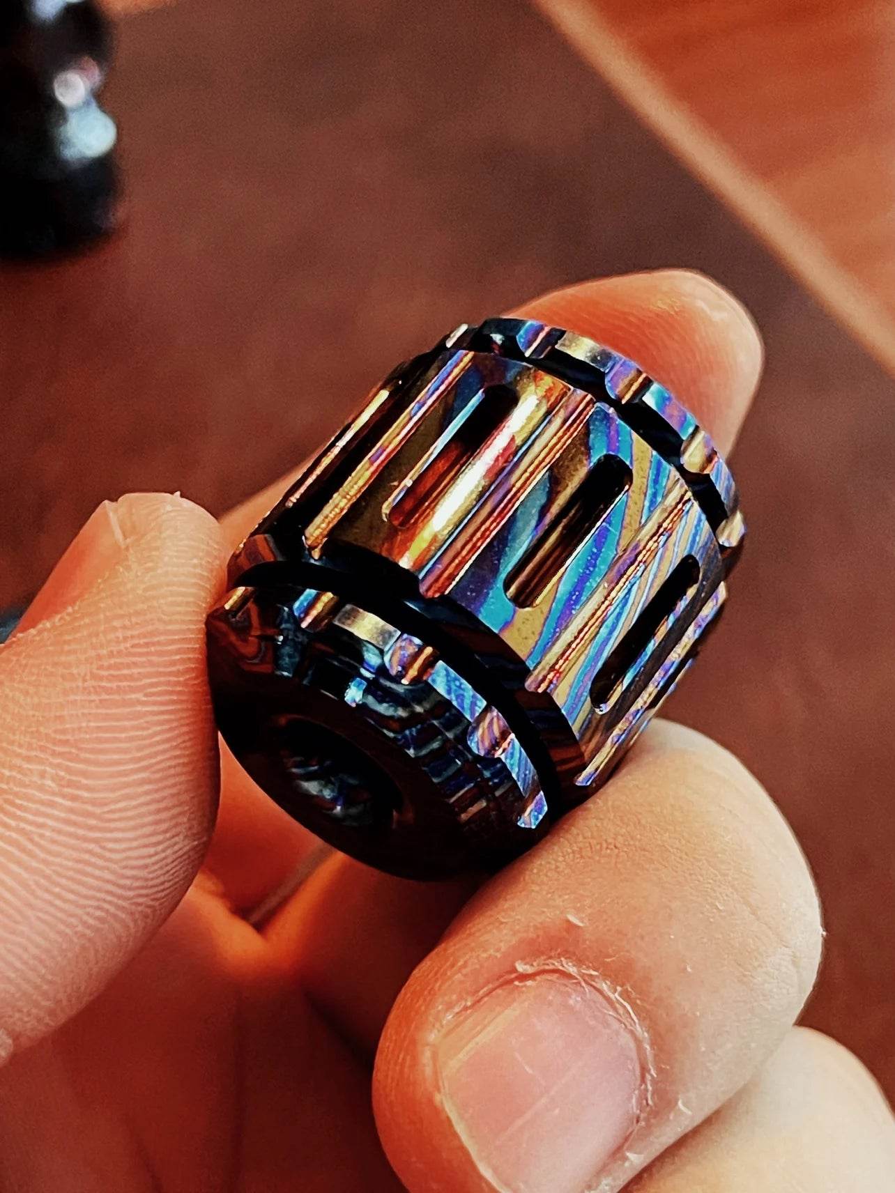 B.M War Hammer EDC Knife Pendant Fingertip Gyro Pendant Adult Fidget Toy Paracord Rope Decompression Toys Edc Titanium Accessory - ToylandEU