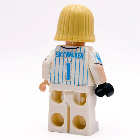 B3 Customs Luke Skywalker LEGO Figure Exclusive Limited Run Of 100 Units Built From Authentic LEGO Parts - ToylandEU