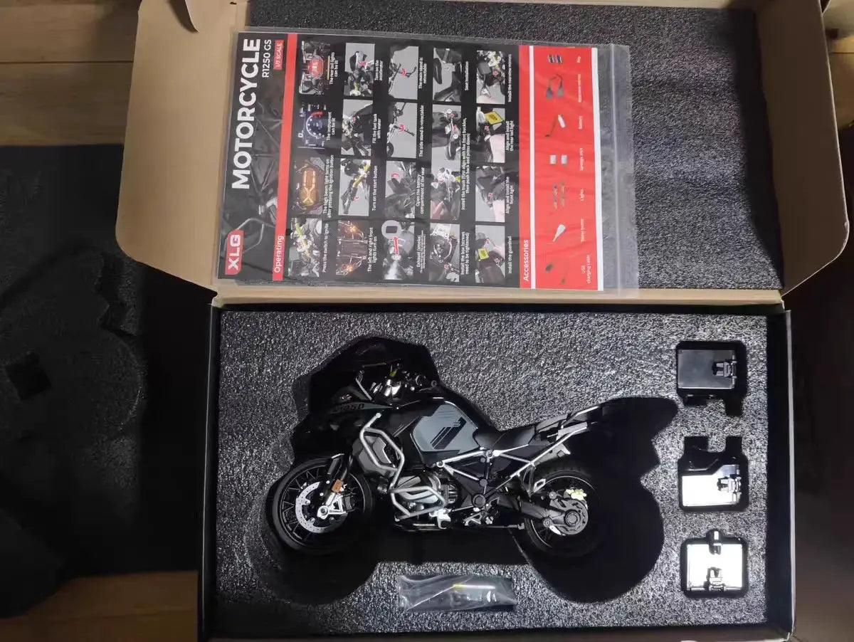  BMW R 1250 GS Adventure Diecast 1To7 Handcrafted Model -  ToylandEU™