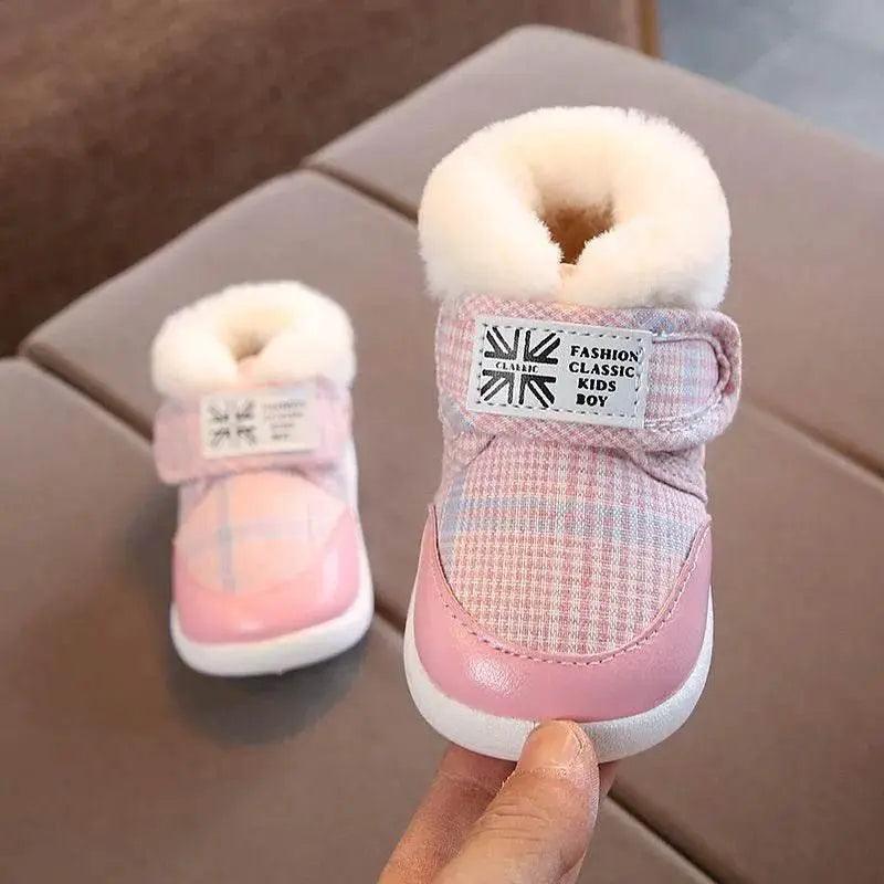  Cozy Plus-Size Cotton Baby Boots for Winter - Non-Slip Velvet-Lined Snow Shoes for Outdoor Play -  ToylandEU™
