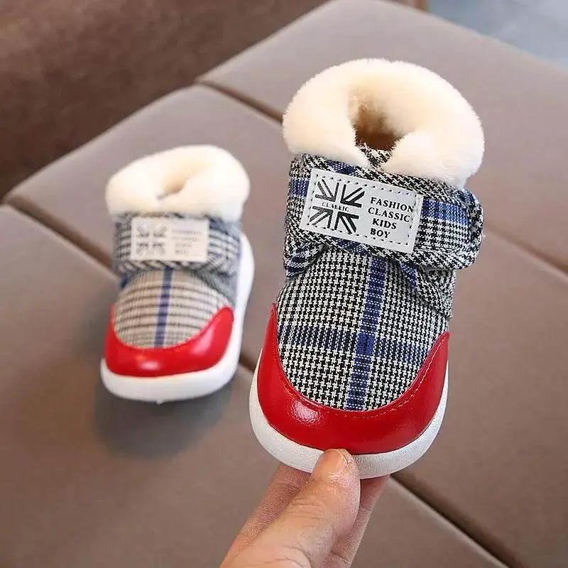  Cozy Plus-Size Cotton Baby Boots for Winter - Non-Slip Velvet-Lined Snow Shoes for Outdoor Play -  ToylandEU™