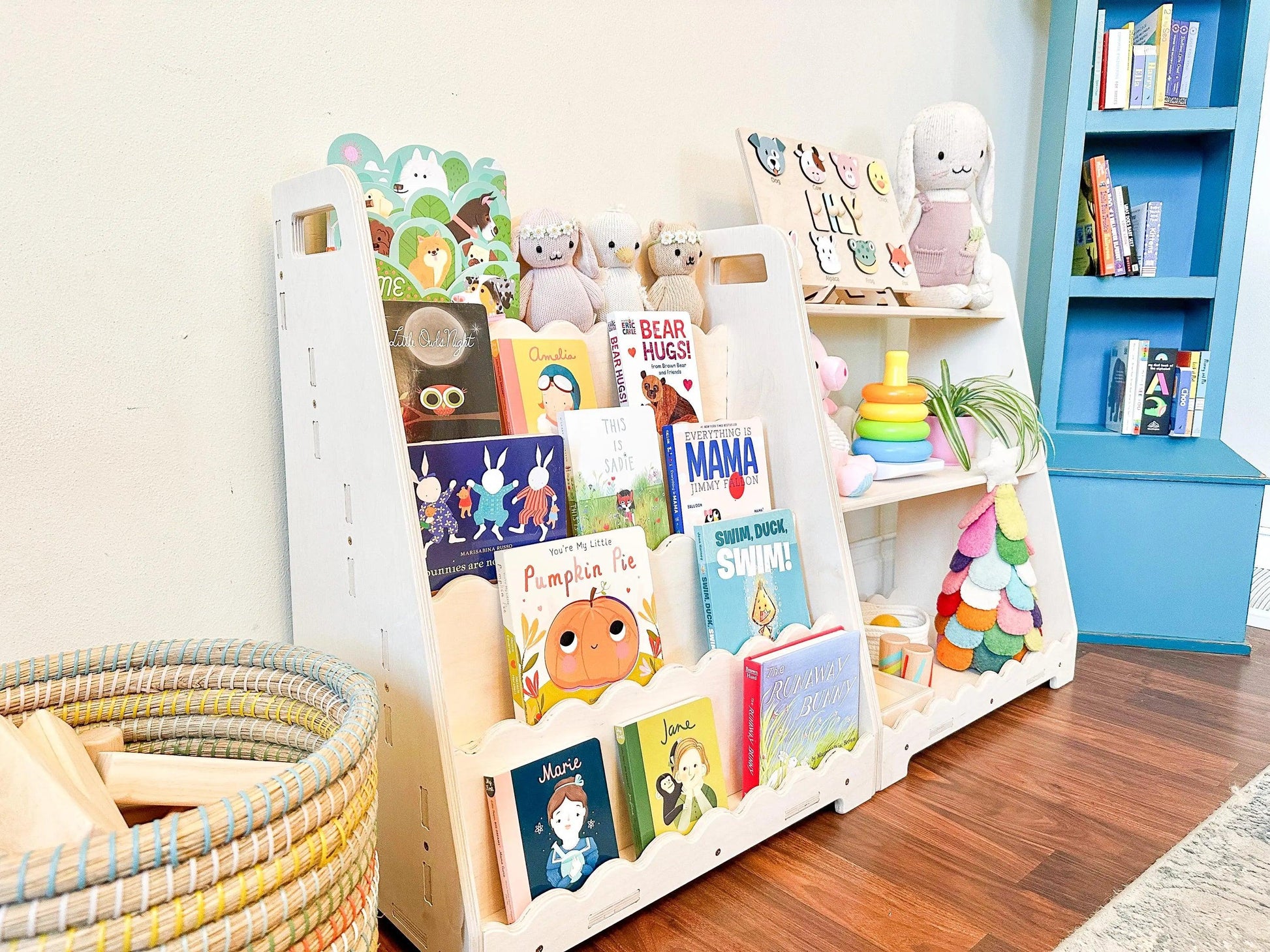 Baltic Birch Bookshelf | Scalloped Edges | Toylandeu™