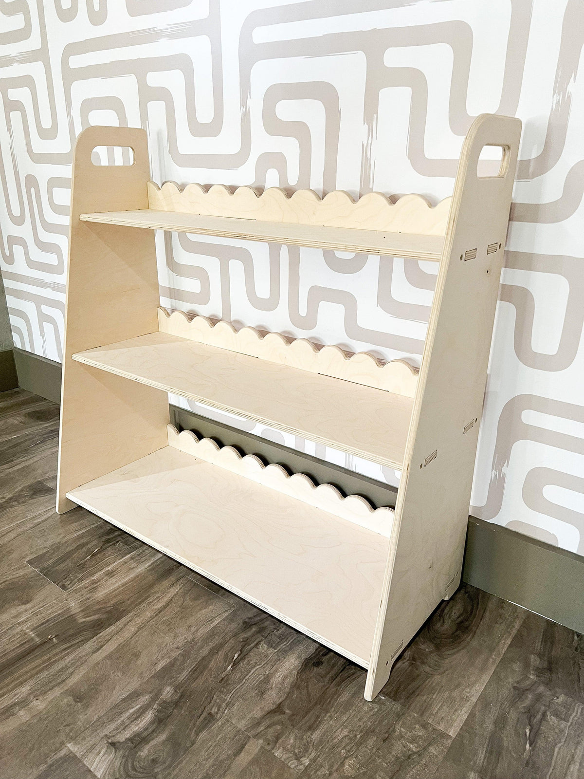 Baltic Birch Toy Shelf | Scalloped | Toylandeu™