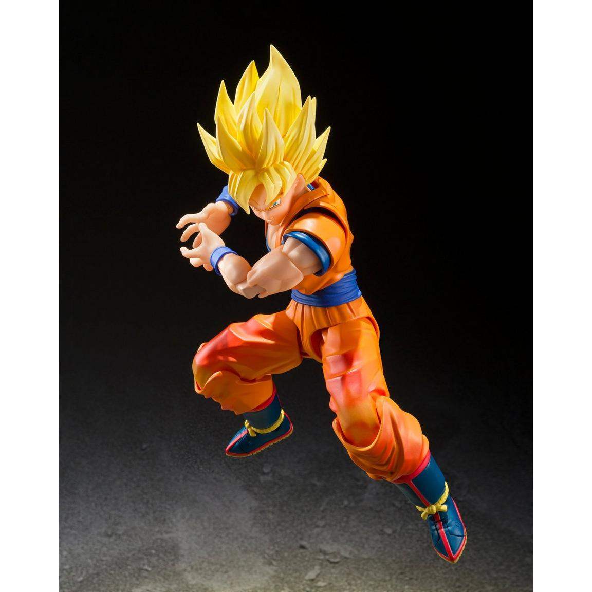 Action Figure | Super Saiyan Goku | S.H. Figuarts Line | 7.9 Inch Collectible