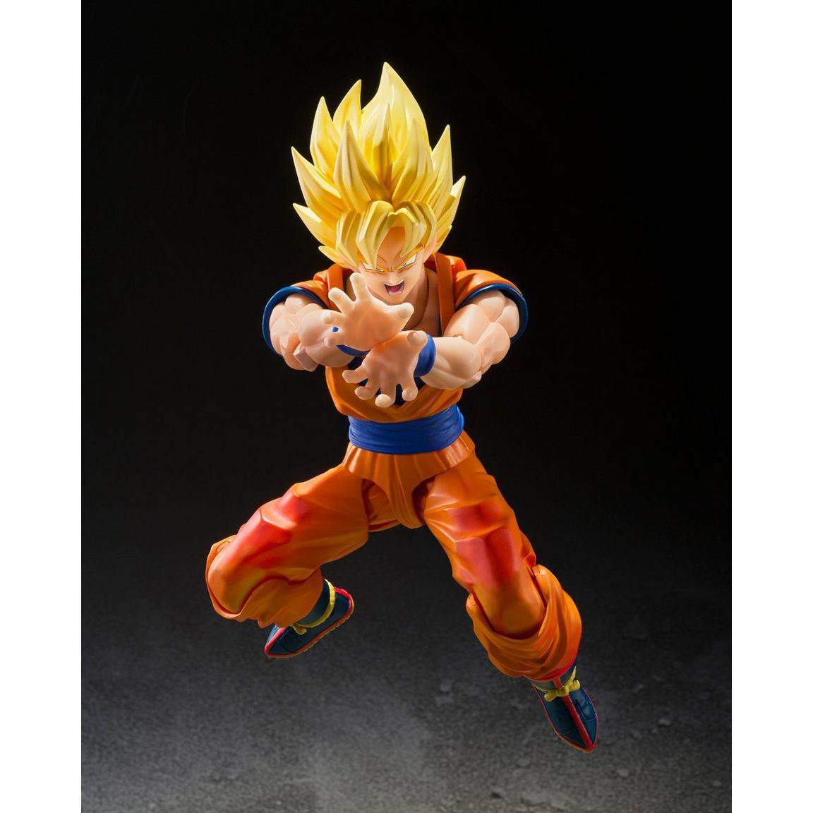 Action Figure | Super Saiyan Goku | S.H. Figuarts Line | 7.9 Inch Collectible