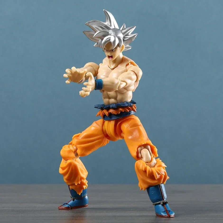 Bandai SHF Dragon Ball Son Goku Ultra Instinct PVC Figure 16.5 Cm Silver Hair Articulated Model - ToylandEU