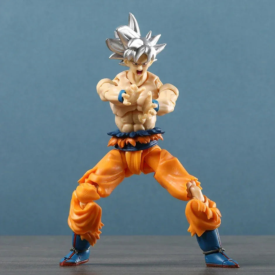 Bandai SHF Dragon Ball Son Goku Ultra Instinct PVC Figure 16.5 Cm Silver Hair Articulated Model - ToylandEU