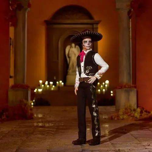 Barbie 2025 Dia de Muertos Ken Doll - ToyShnip