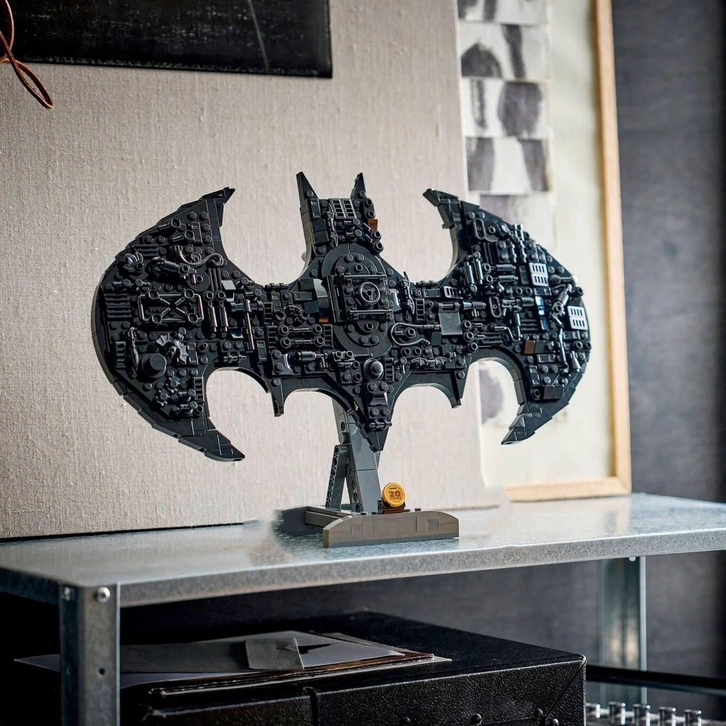 Bat Signal Logo Model | 678 Piece Set | Toylandeu™