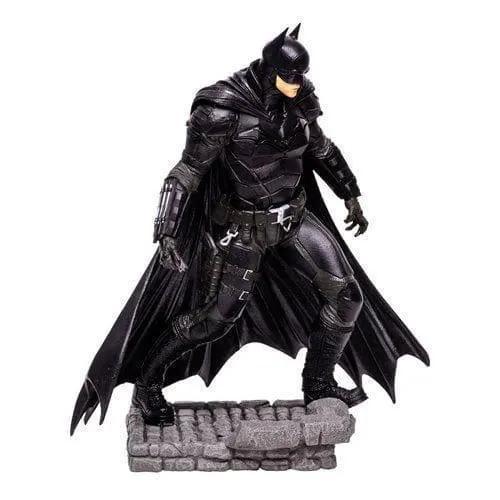  Batman 12 Inch Posed Statue McFarlane DC Movie Edition -  ToylandEU™