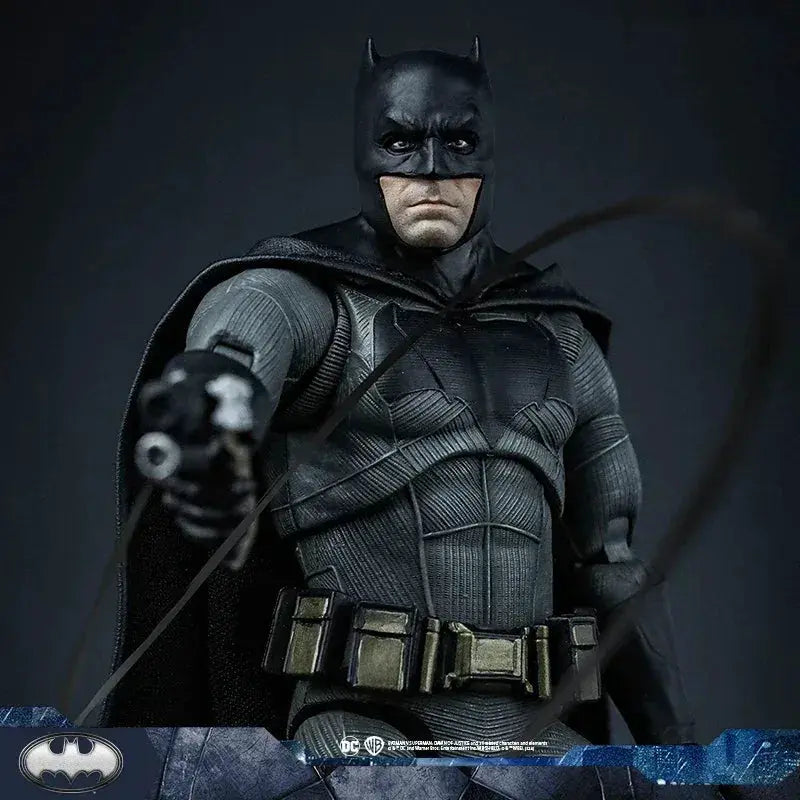 Batman DC Heavy Armor 19cm Collectible Action Figure - ToylandEU