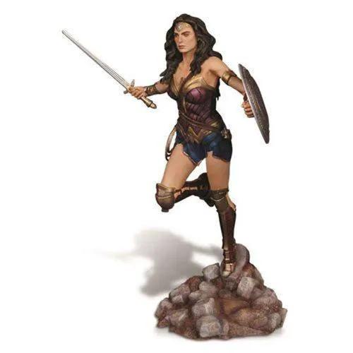 Wonder Woman One Eighth Scale Resin Model Kit Display Ready - ToylandEU