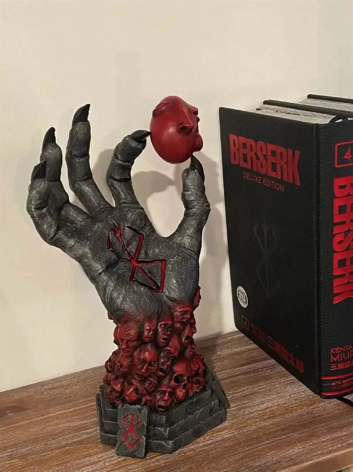 Berserk Hand Of God Figure 25 Cm Collectible Statue - ToylandEU