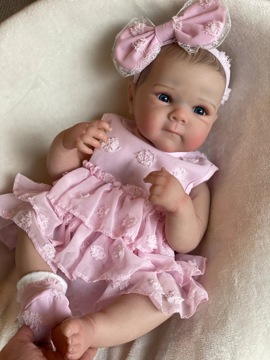 Bettie 18" Realistic Silicone Reborn Baby Doll - Perfect Gift for All - ToylandEU