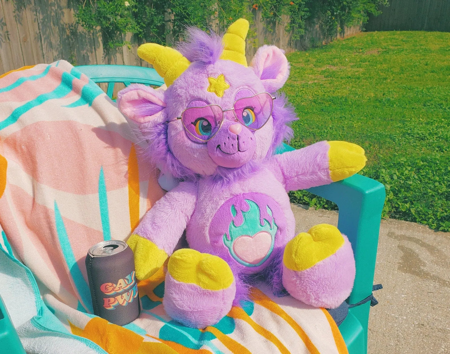 Blazing Heart Beelzebear Plush For Motivational Cheer - ToylandEU