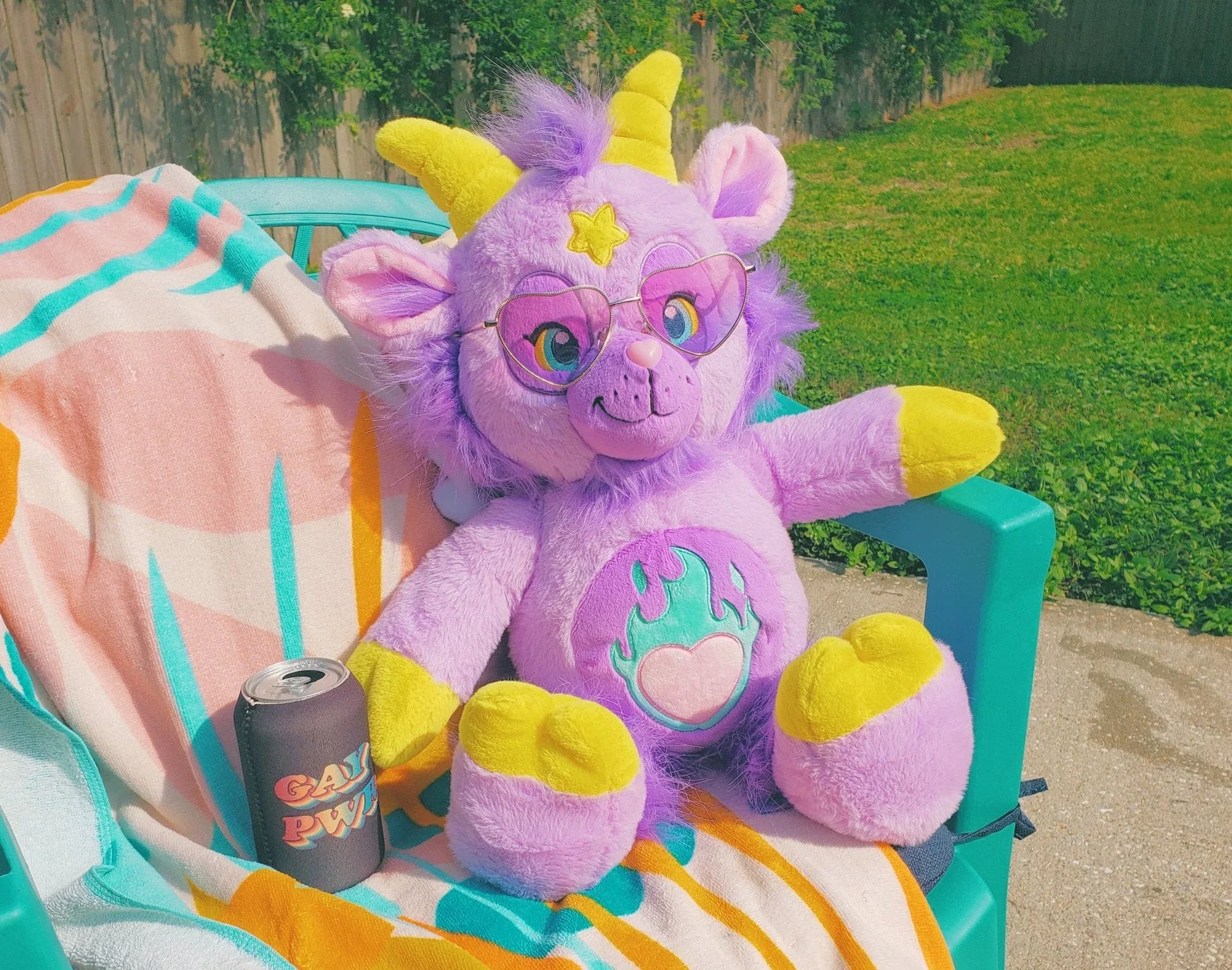 Blazing Heart Beelzebear Plush For Motivational Cheer - ToylandEU