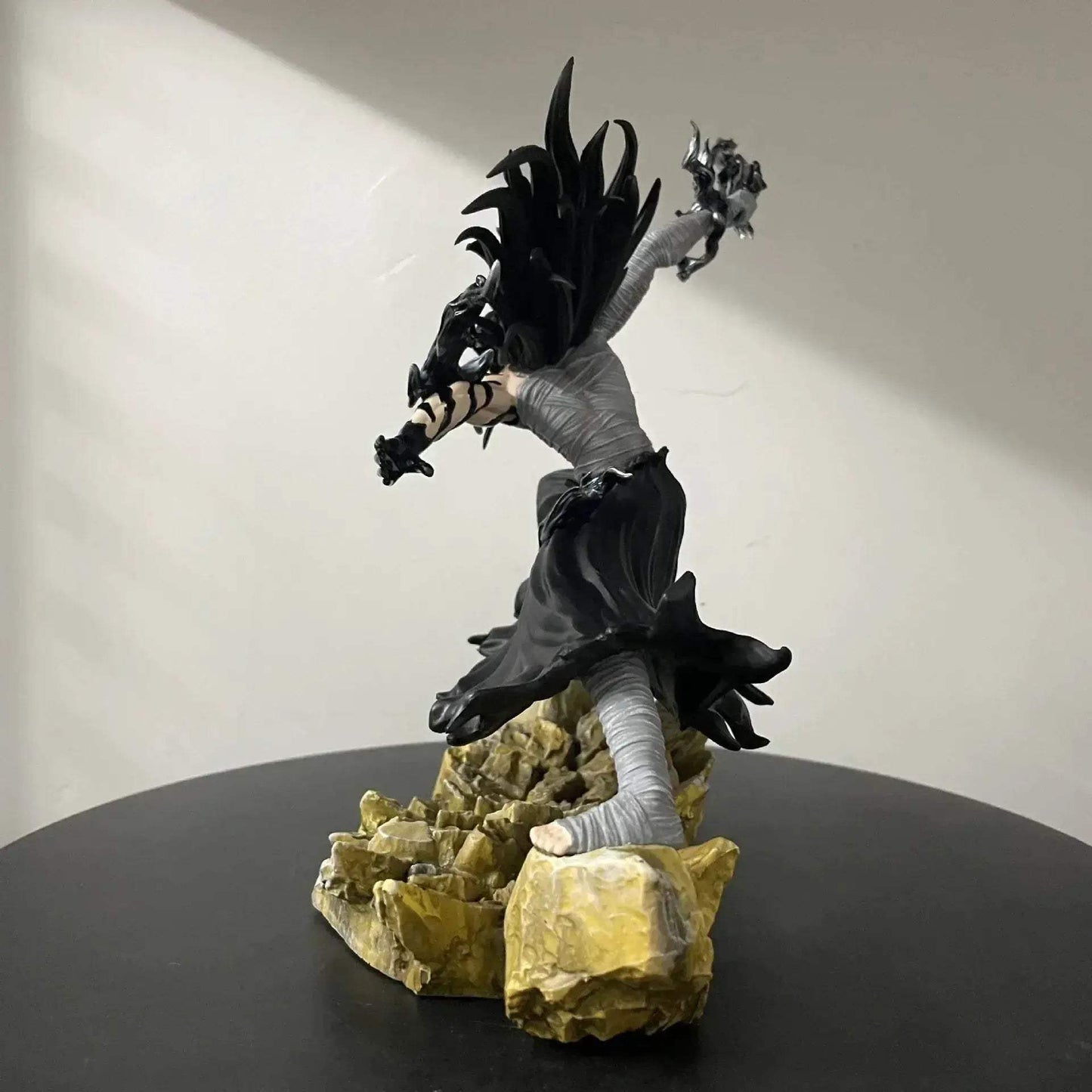 ‌Bleach Anime Figurines Ichigo Kurosaki Final Getsuga Tensho Combat Figure Model Statue 24 CM - ToylandEU