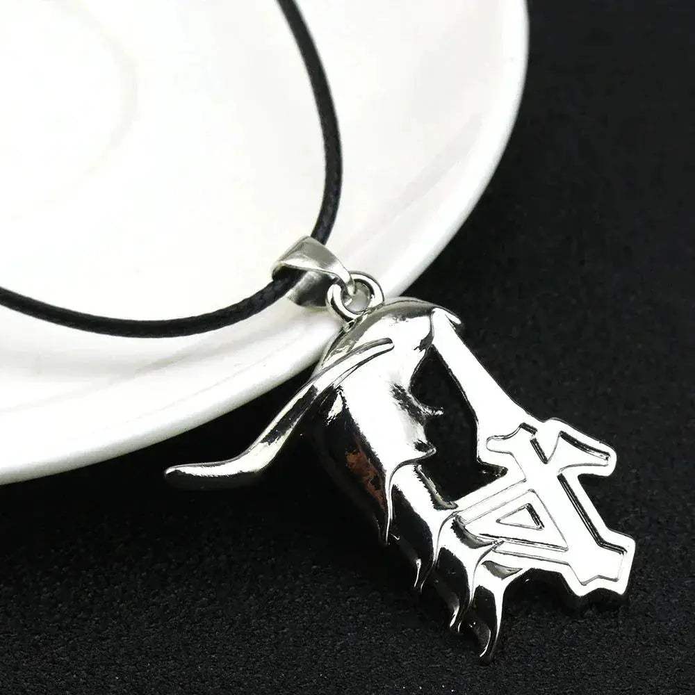 Bleach Ulquiorra Cifer Mask Anime Necklace Fashion Broken Masks Pendant Metal Choker Necklace - ToylandEU