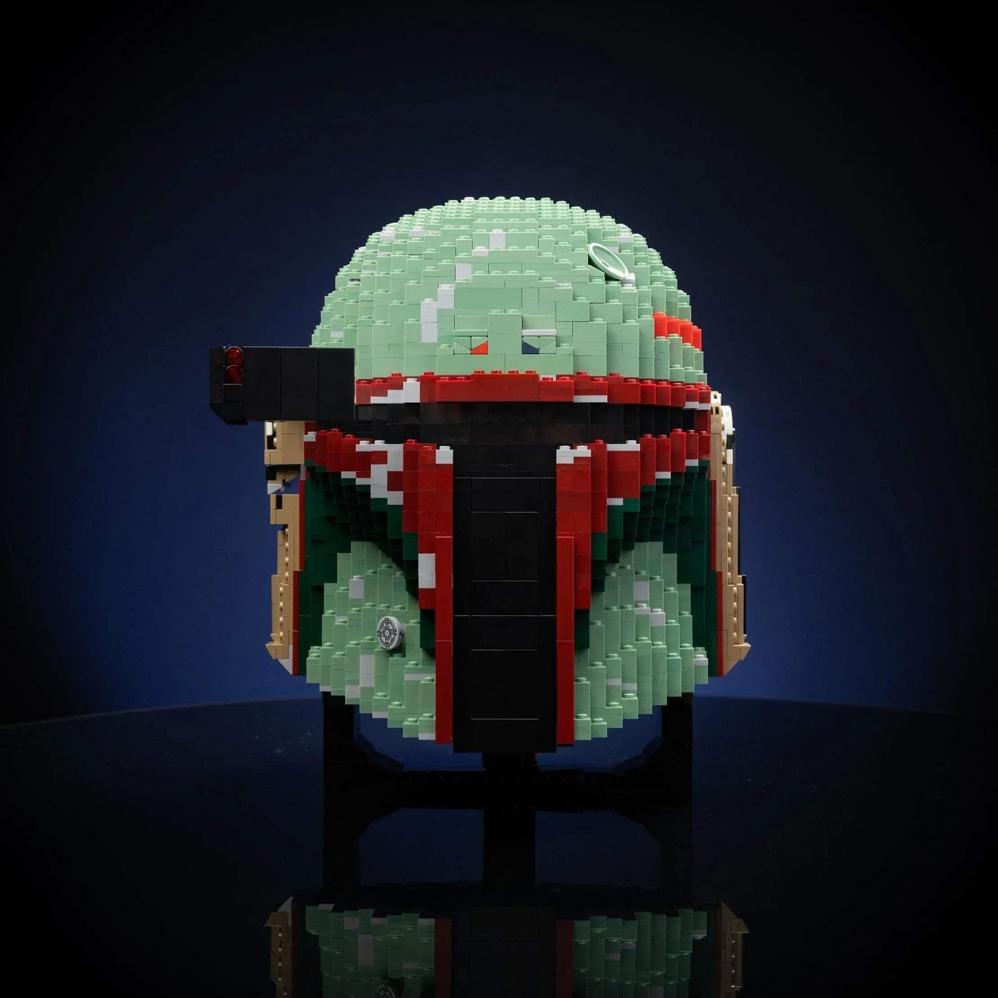 Boba's Life-Sized Helmet - ToylandEU