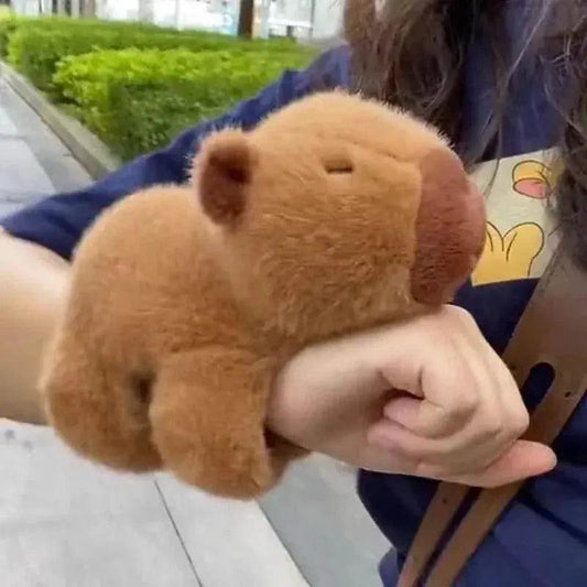  Bracelet Wrist Lying Down Doll Capybara Doll Snap Ring Cute Plush Toy -  ToylandEU™