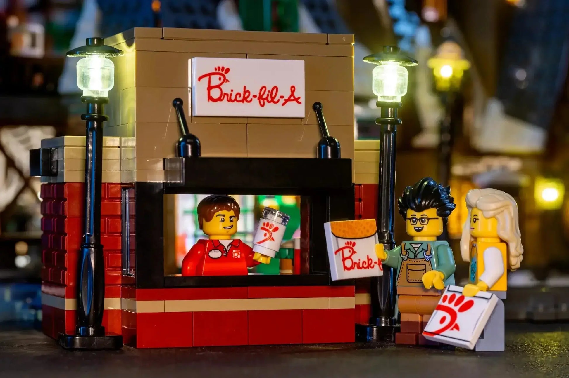 LEGO Minifig Food Stand With UV Printed Details Collectible - ToylandEU