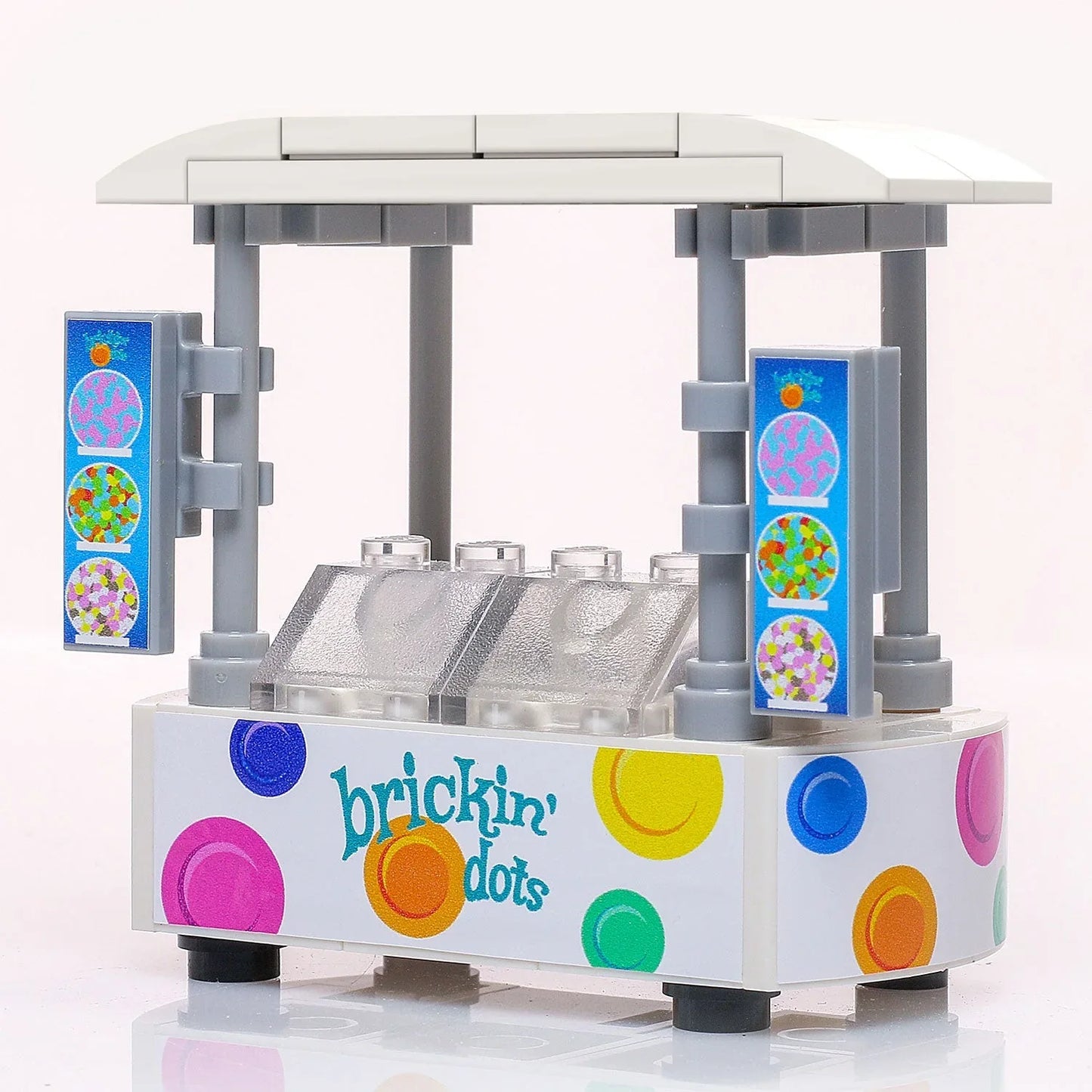 Brickin' Dots Ice Cream Food Stand made using LEGO parts - B3 Customs - ToylandEU