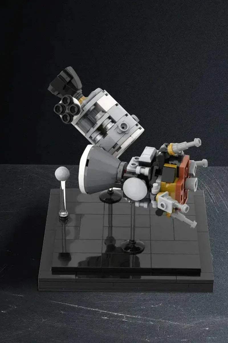  MOC Apollo 13 Diorama CSM Odyssey LM Aquarius Building Bricks MOC Gift -  ToylandEU™