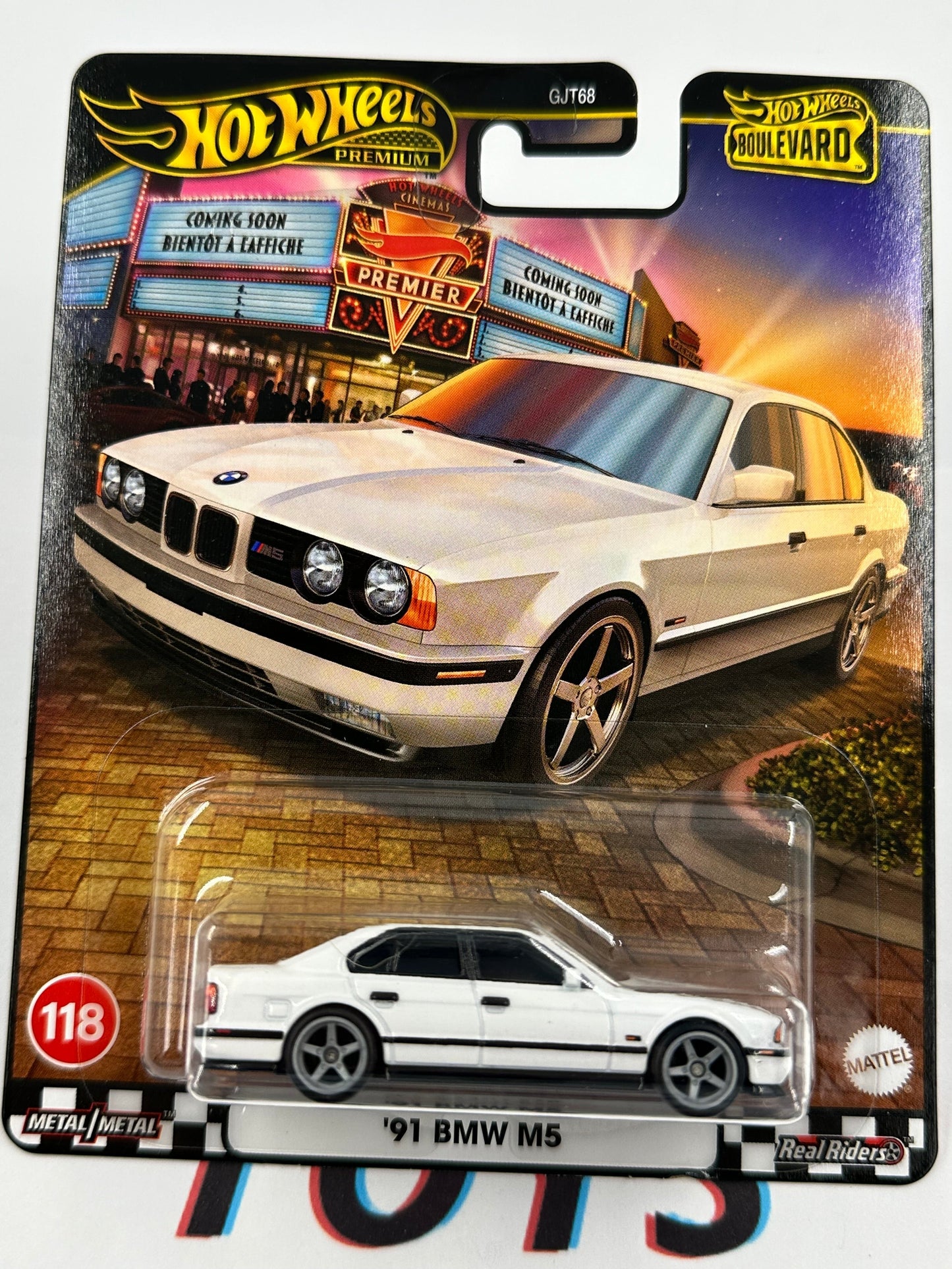 Hot Wheels Premium Diecast Boulevard 1:64 Collectible Cars