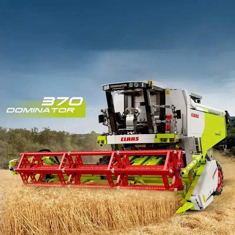 CLAAS Dominator 370 Combine Harvester Building Blocks With Motor - ToylandEU