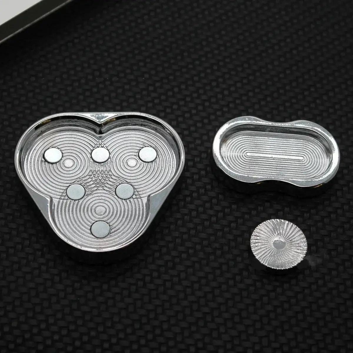  Calm Fidget Triangle Magnetic Push Slider Toyland EU -  ToylandEU™