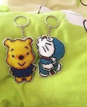  Cartoon-Themed Bead Cross Stitch Kit for DIY Keychain and Phone Plug - Printed Plastic Canvas with Cotton Thread -  ToylandEU™
