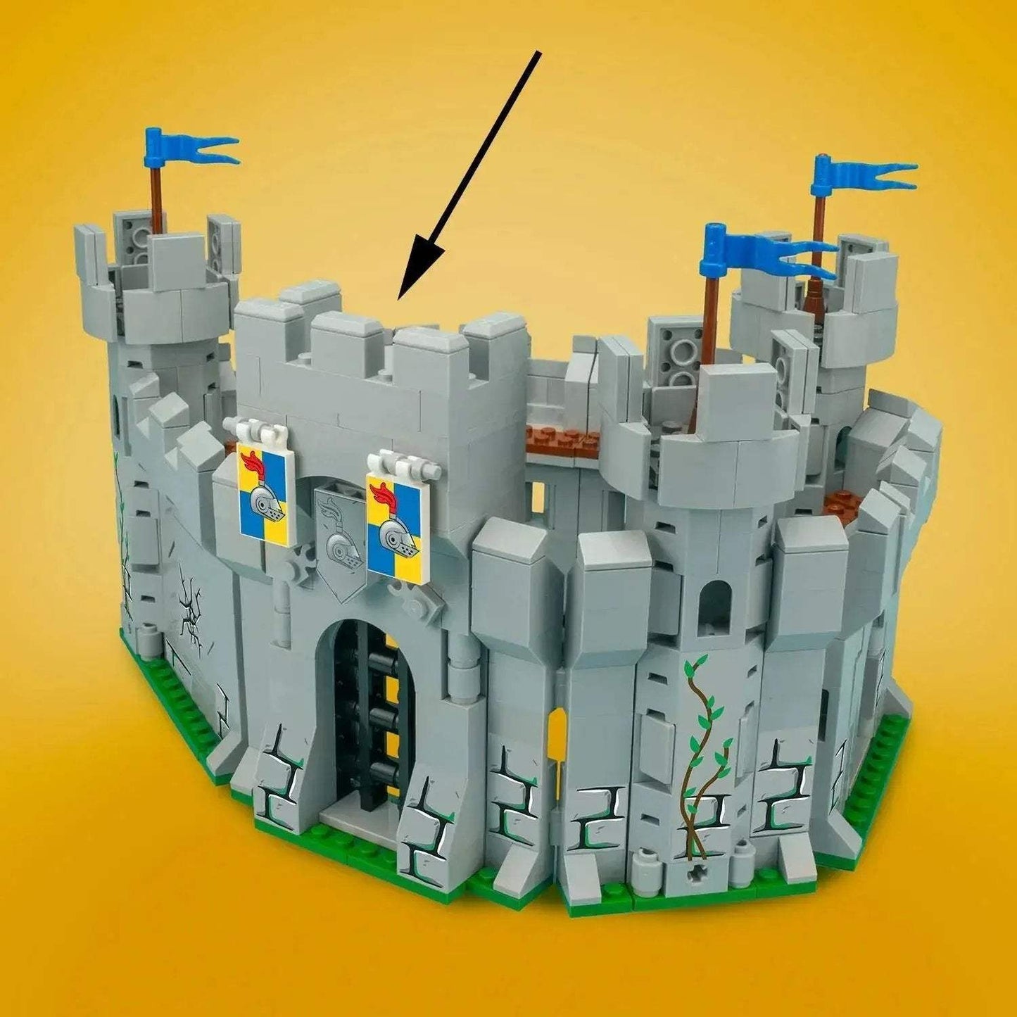 Castle Gate Modular Building Set with Authentic LEGO Parts - ToylandEU