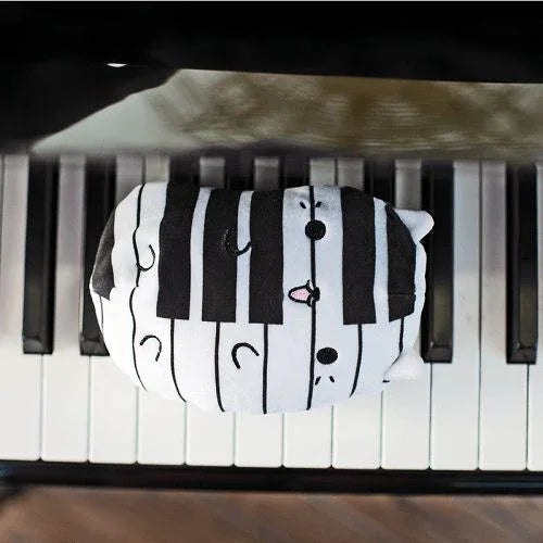 Cats vs Pickles Chonks 6 Inch Plush Mystery Bag - ToylandEU