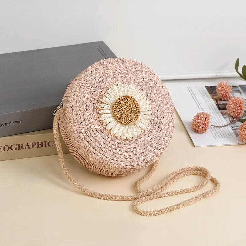 Charming Straw Crossbody Bag For Girls Ages Four To Six Floral Woven Design With Mini Zipper Photo Prop - ToylandEU