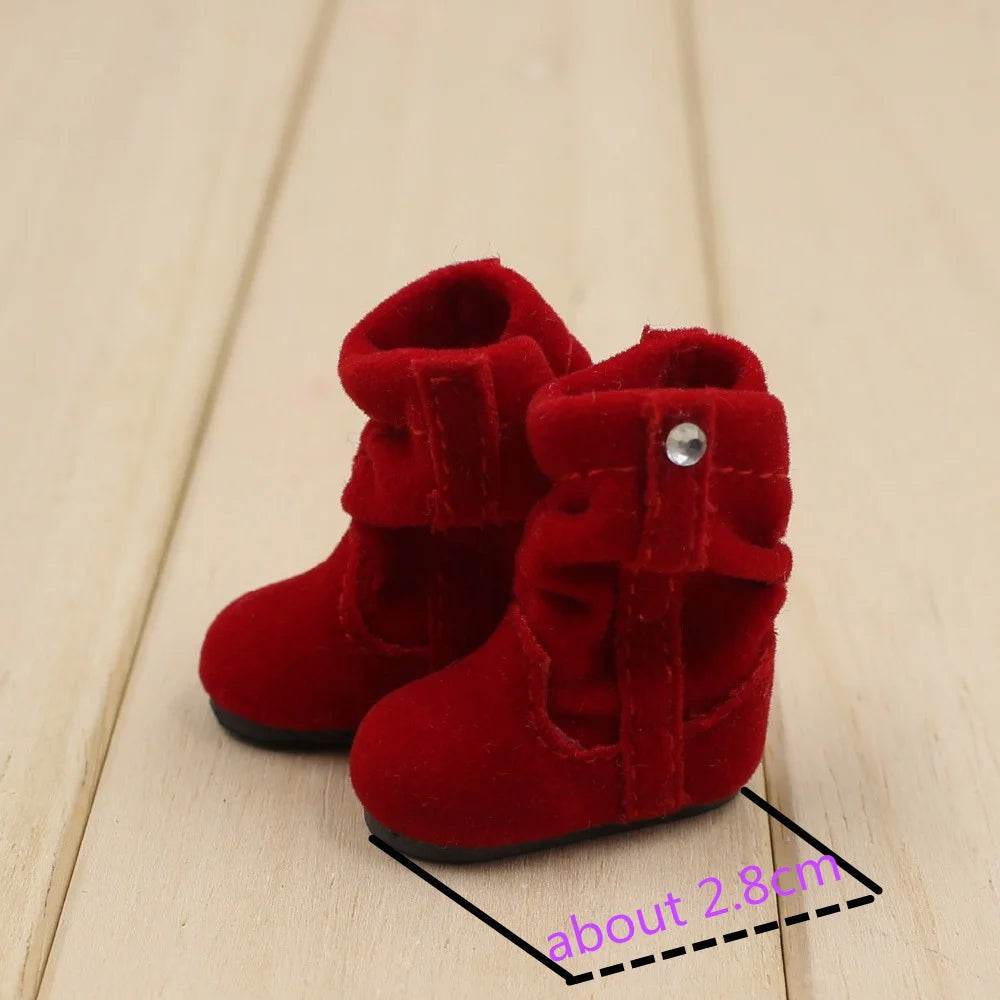 Chic Icy Winter Boots for DBS Blyth Dolls - Fashionable Toy Footwear - ToylandEU
