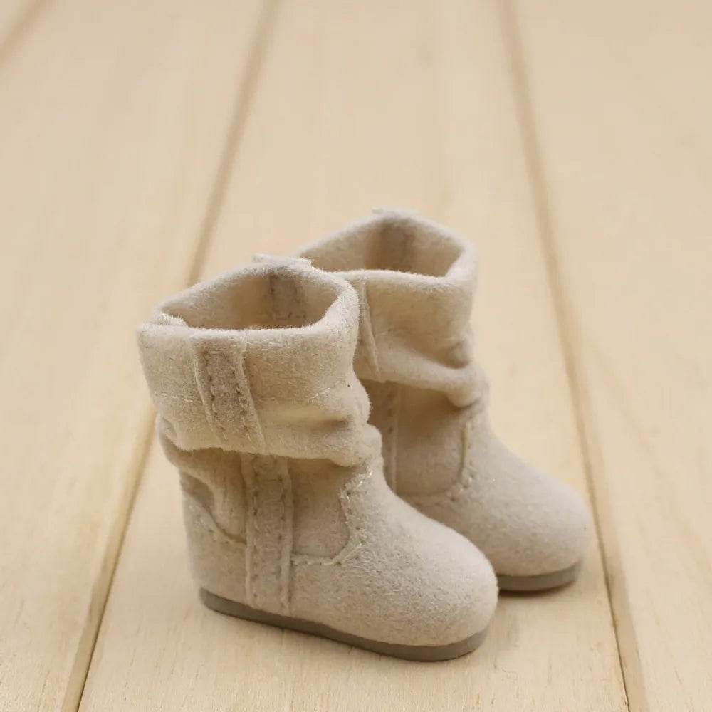 Chic Icy Winter Boots for DBS Blyth Dolls - Fashionable Toy Footwear - ToylandEU