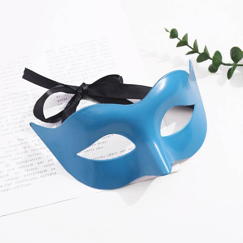 Chic Masquerade Mask For Adults Half Face Black White Retro - ToylandEU