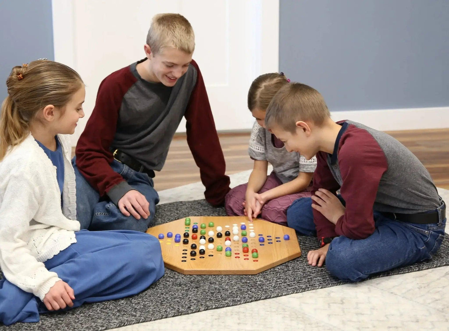  Chinese Checkers Board Game Hand Painted Oak Wood -  ToylandEU™