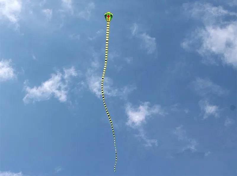 Cobra Kite Adventure - Premium Snake Design for Thrilling Flights - ToylandEU