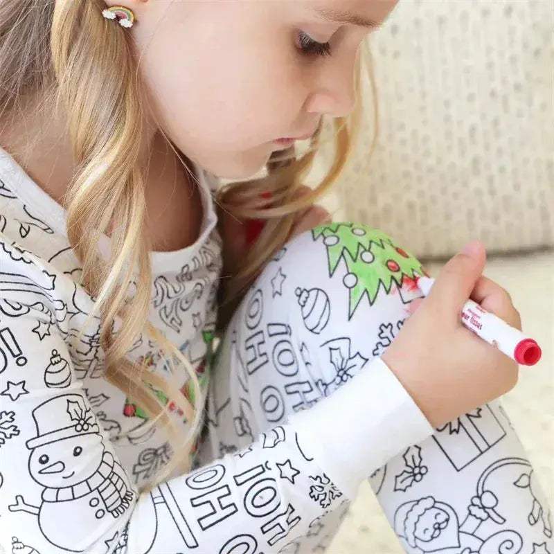 Color Your Own Kids Pajama Set With DIY Coloring Kit - ToylandEU