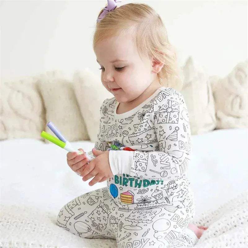 Color Your Own Kids Pajama Set With DIY Coloring Kit - ToylandEU