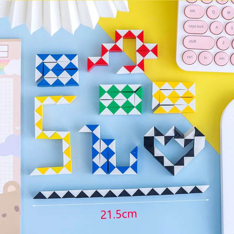 Colorful 6-Piece Folding Magic Snake Cube Set - Fun Educational Toy - ToylandEU