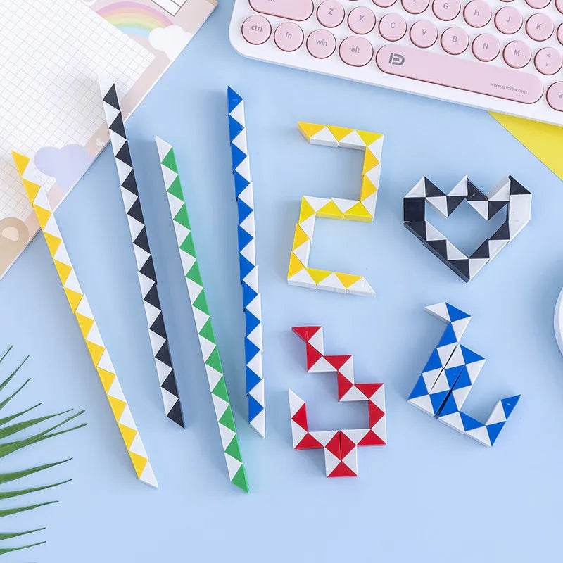 Colorful 6-Piece Folding Magic Snake Cube Set - Fun Educational Toy - ToylandEU