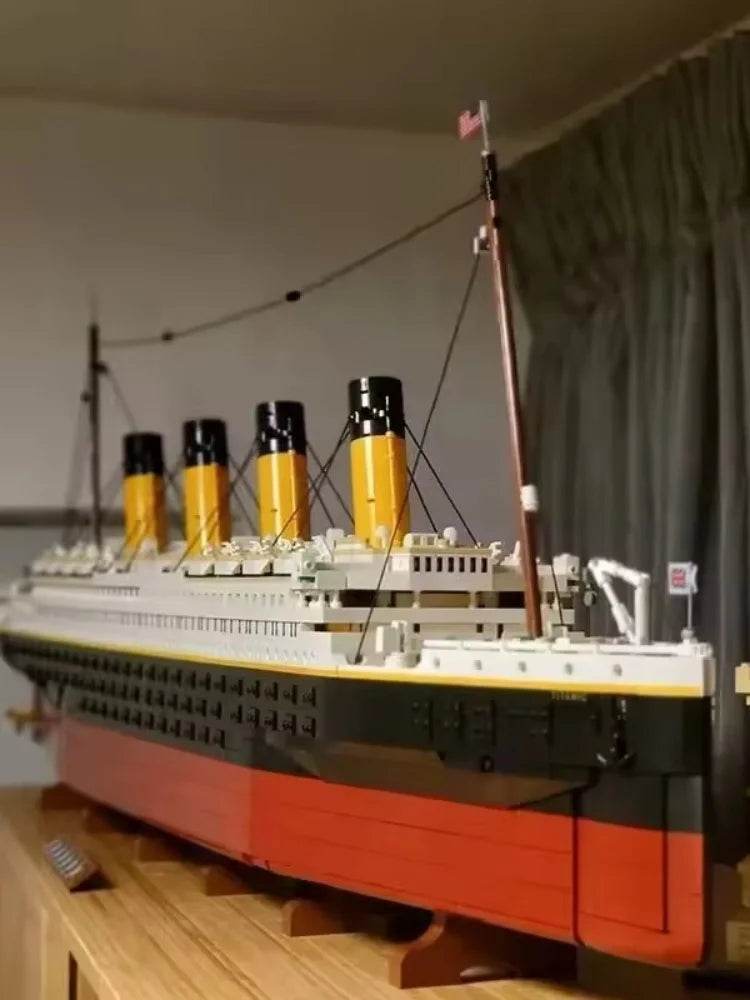 Compatible 10294 Titanic Building Blocks MOC Display Model Bricks Cruise Boat Steamship Adult Toy Christmas Gifts 9090pcs - ToylandEU