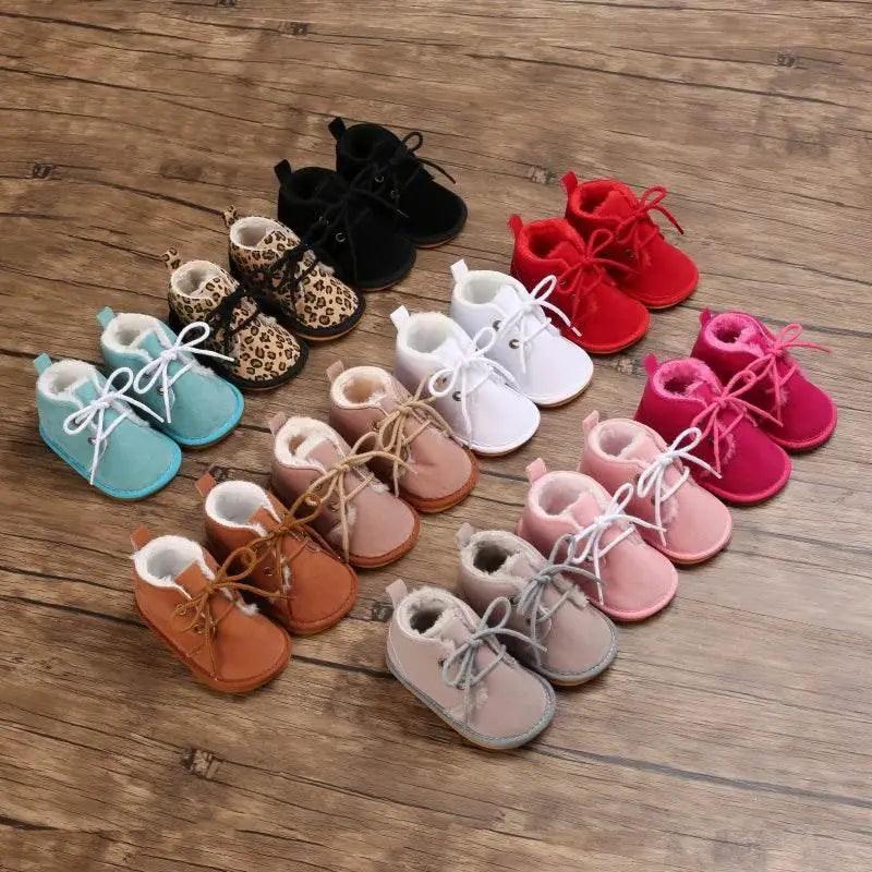  Cozy Baby Boots Lace Up Furry Lining Toyland EU -  ToylandEU™