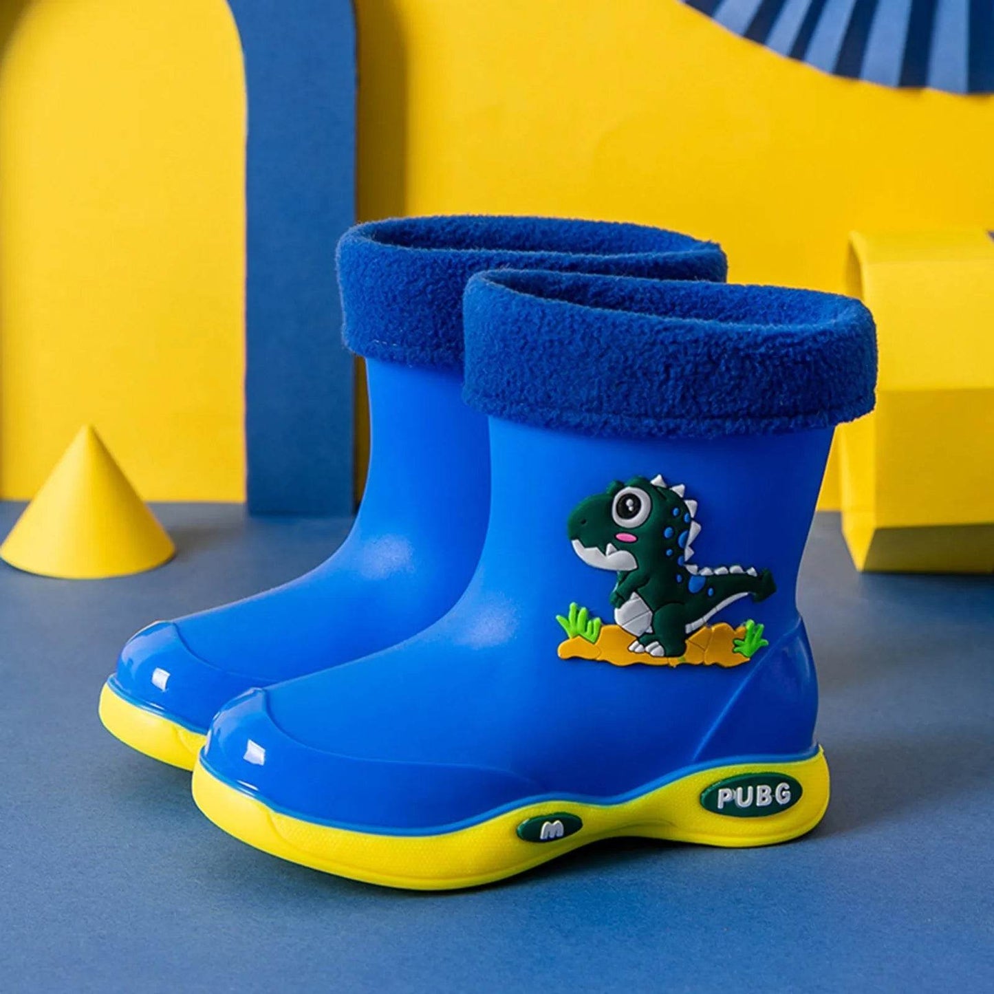 Cozy Lighted Snow Boots for Kids - ToylandEU