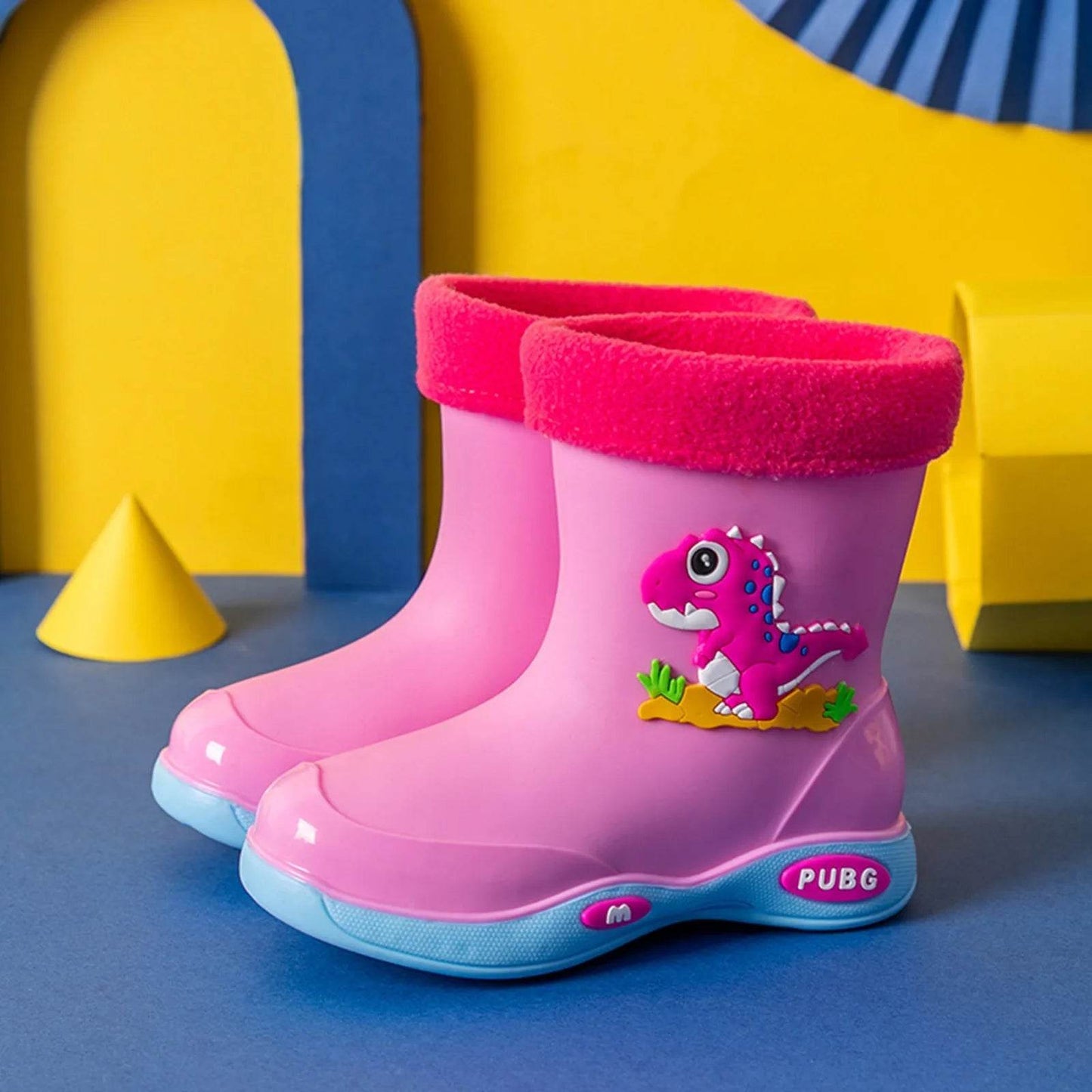 Cozy Lighted Snow Boots for Kids - ToylandEU