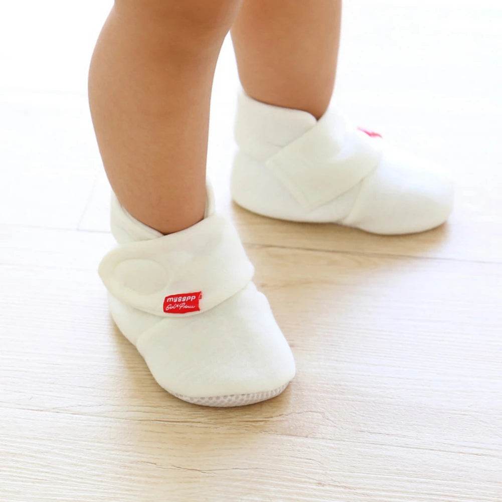 Cozy Plush Winter Booties for Newborns - Soft Sole Anti-slip Toddler Shoes for First Walkers - ToylandEU