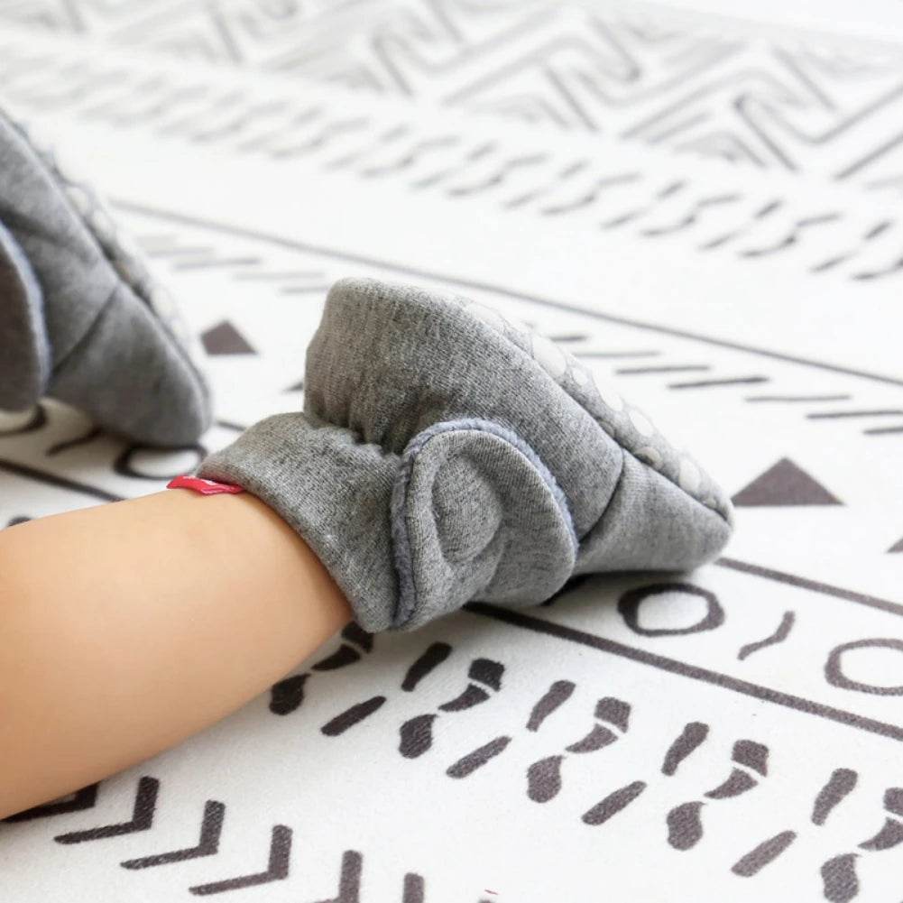 Cozy Plush Winter Booties for Newborns - Soft Sole Anti-slip Toddler Shoes for First Walkers - ToylandEU